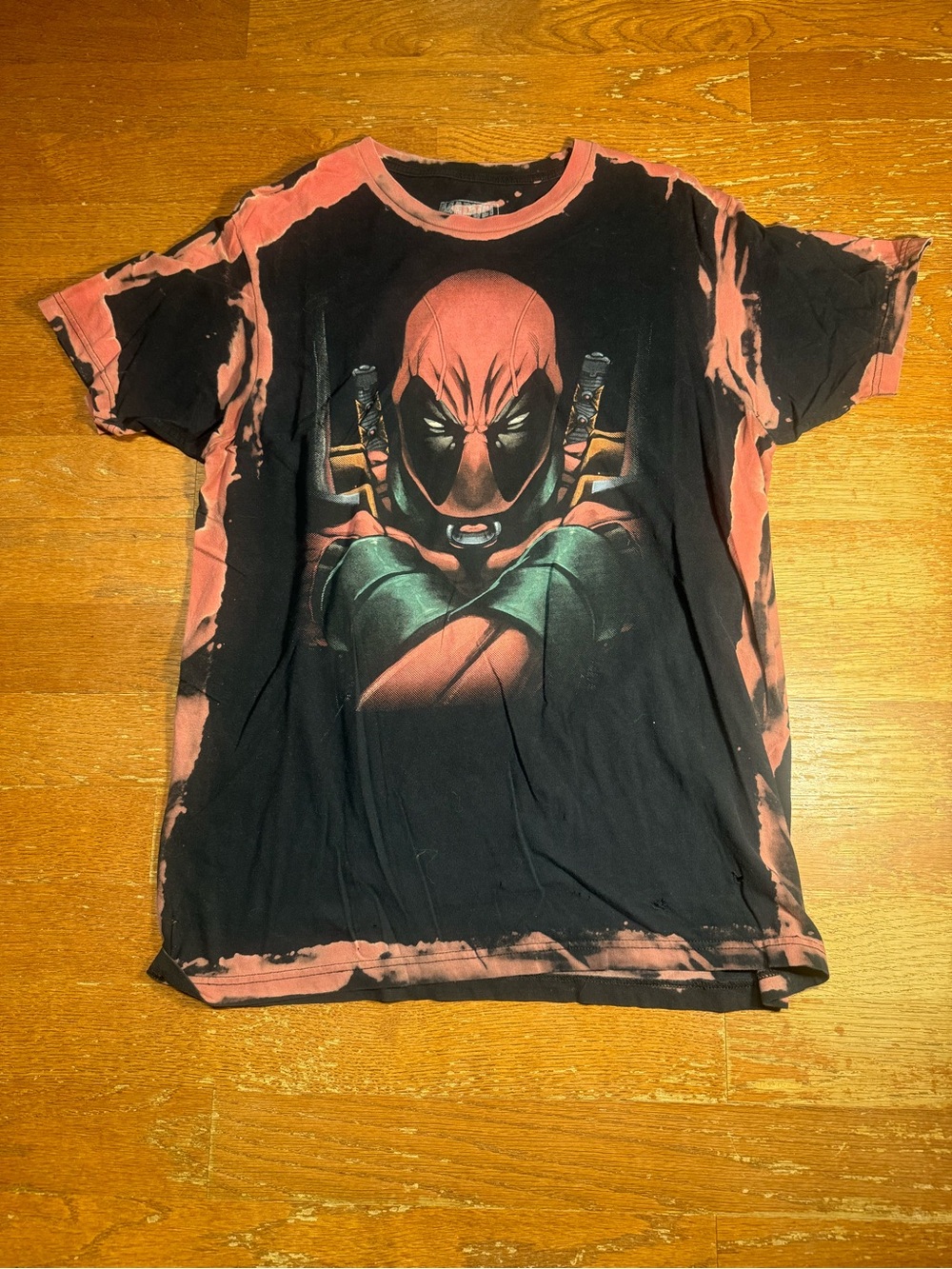 Marvel Black & Red Bleach-Effect Graphic Tee